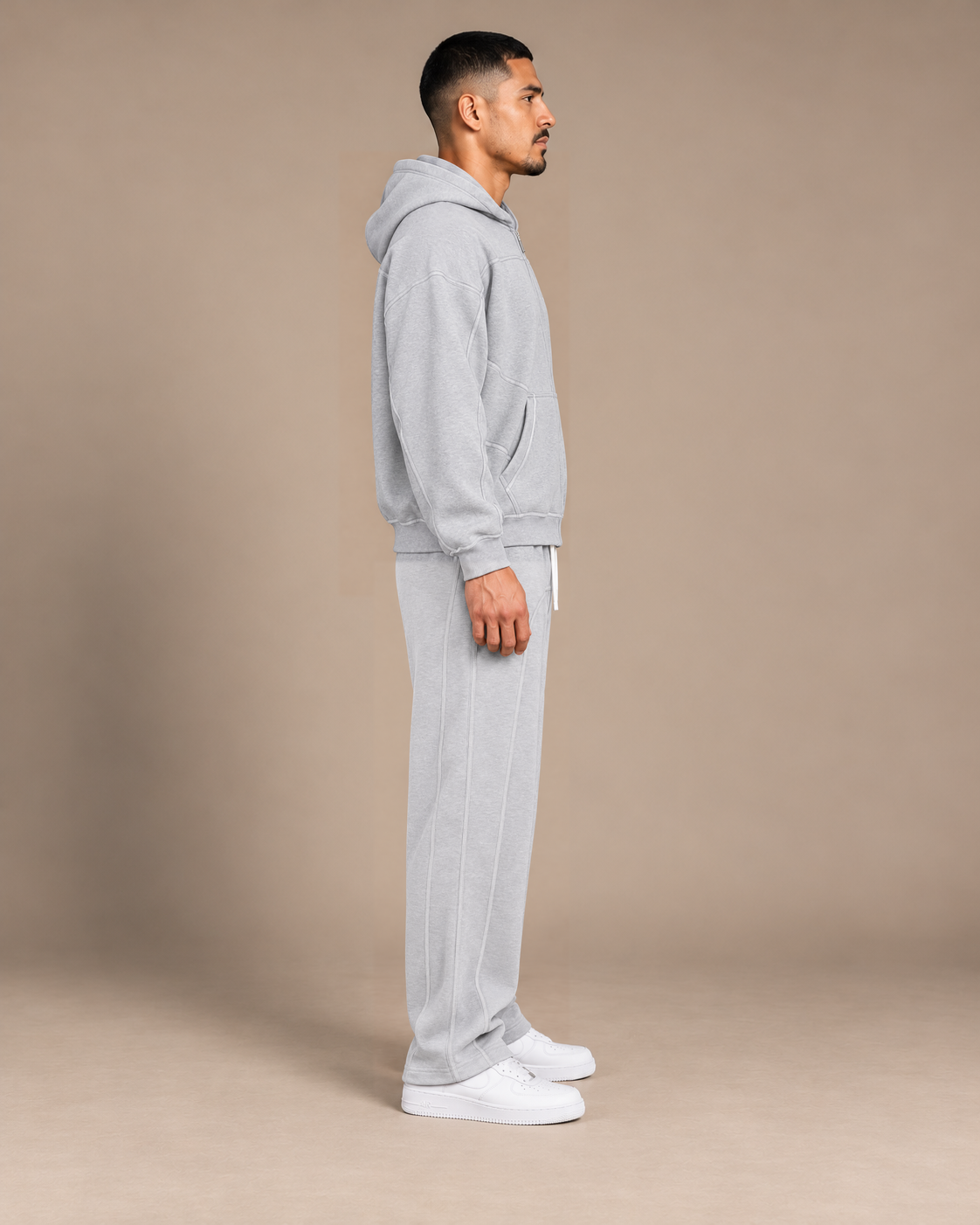 Flower Gray TLOL contrast-stitched fleece set studio right on-body #Color_flower gray