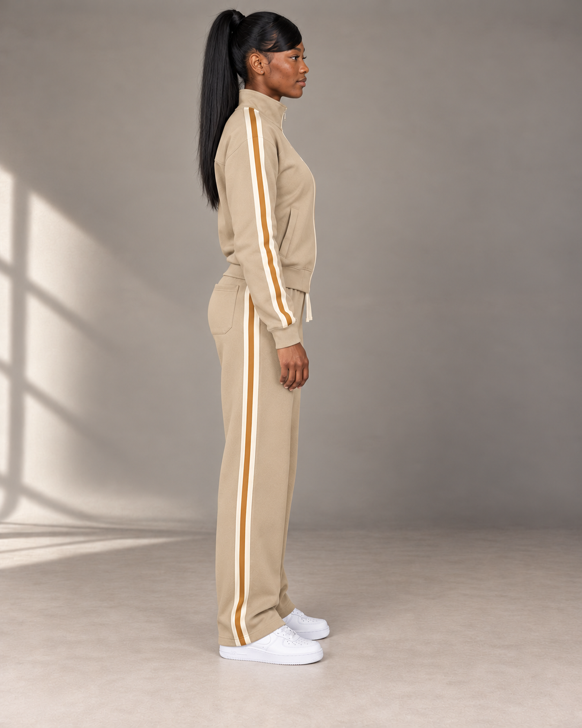 TLOL Design 3 contrast set, khaki, right view