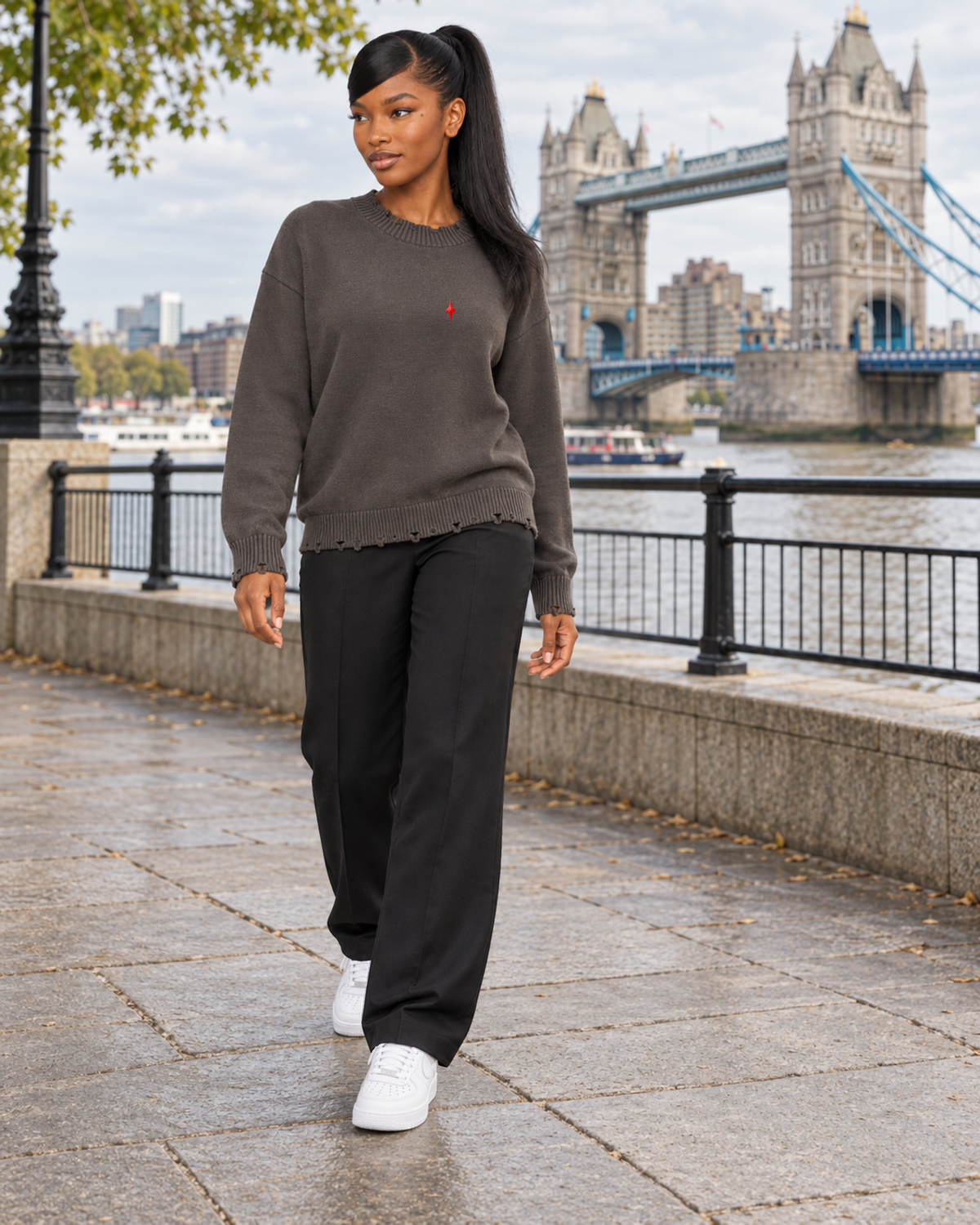 TLOL Signature Frayed Gray 06 Female Lifestyle