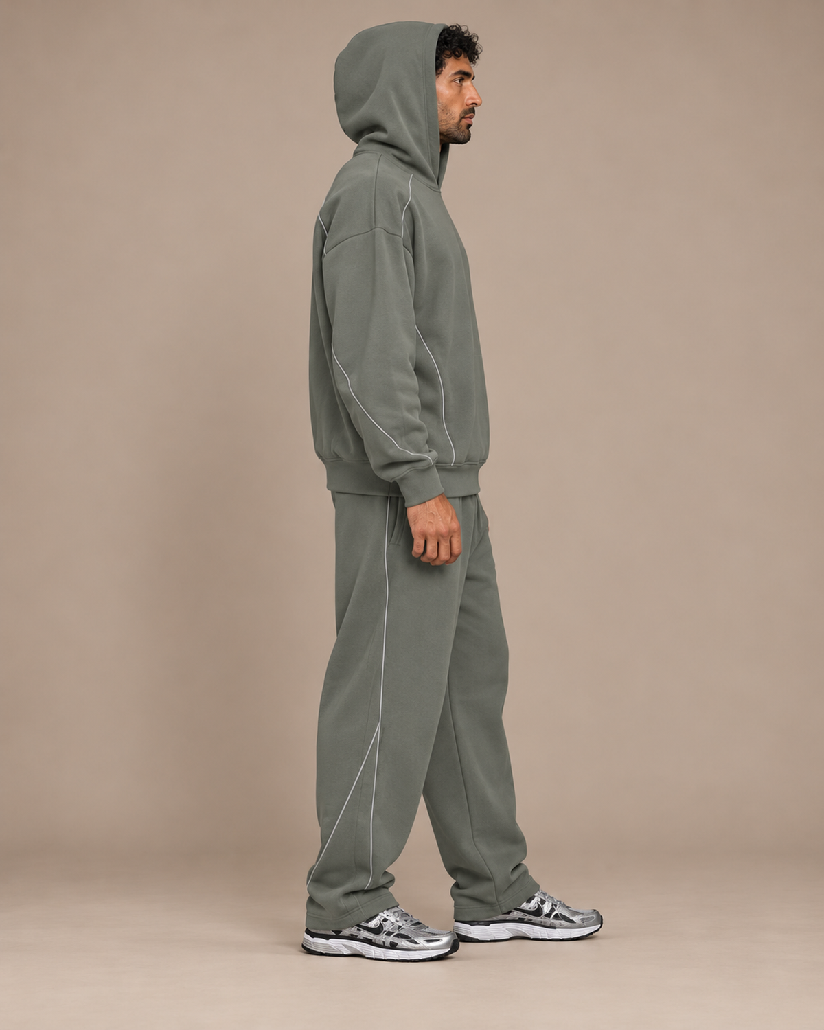 TLOL Still Point Medium Gray piped matching set, right view
